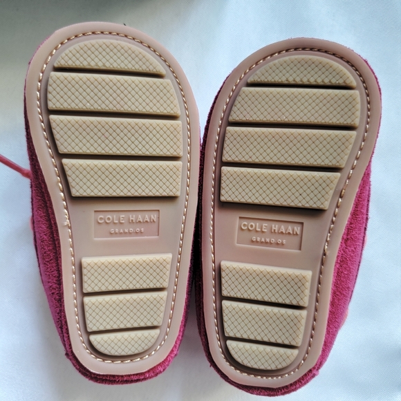 COLE HAAN Pink Grant Driver Shoes, Infant 2 - Picture 6 of 9